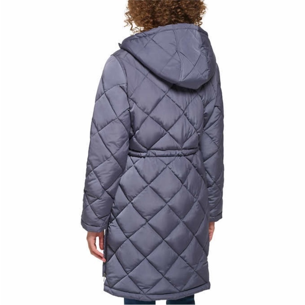 Levi's Womens' Quilted Parka with Plush Hood - Picture 5 of 6